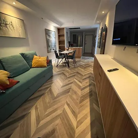 2 Bedroom With Breathtaking View Of The Sea - Sunset Apartment