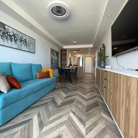 2 Bedroom With Breathtaking View Of The Sea - Sunset Apartment *